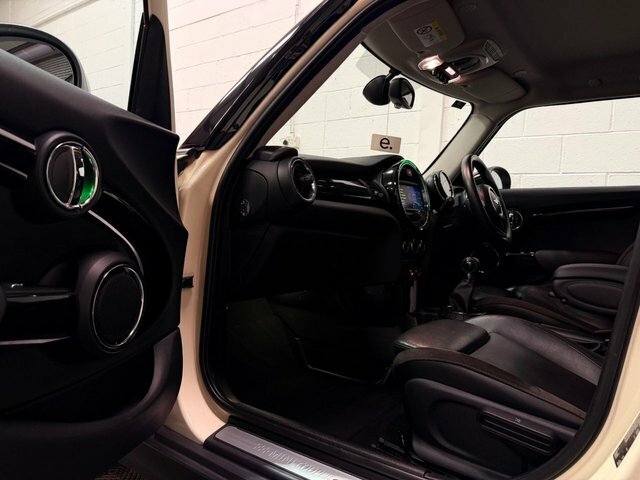 Mini Hatch 2.0 Cooper S Hatchback Euro 6 S White #3