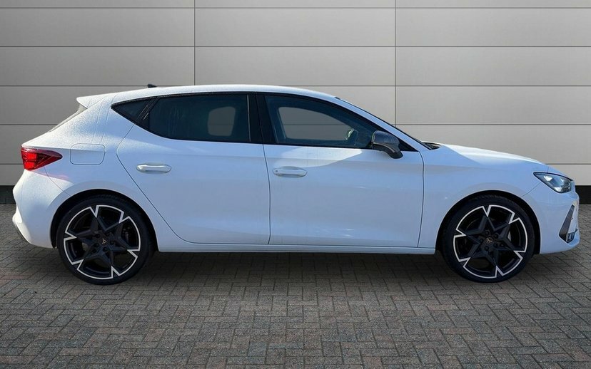 Cupra Leon 1.5 Tsi V2 Hatchback 150 Ps White #4