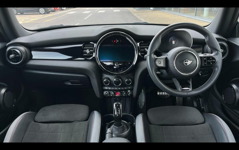 Mini Hatch 3-Door Hatch Cooper Sport GU24WWN Red #4