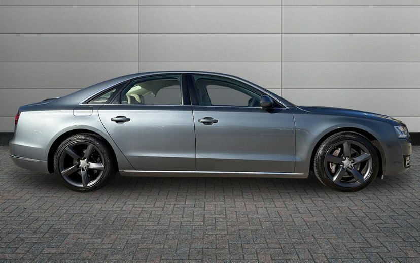 Audi A8 3.0 Tdi V6 Se Executive Saloon Tiptroni Grey #4