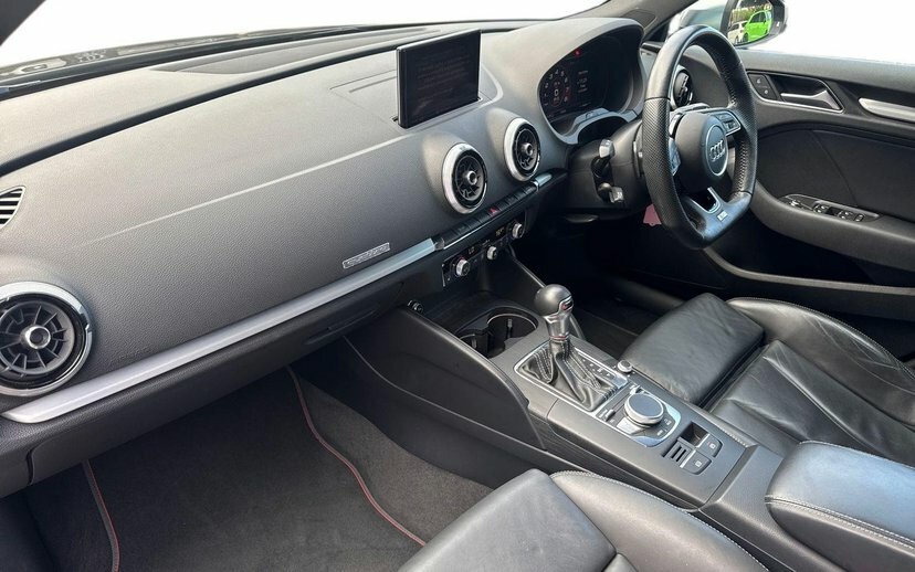 Audi S3 2.0 Tfsi Sportback S Tronic Quattro 30 Black #2