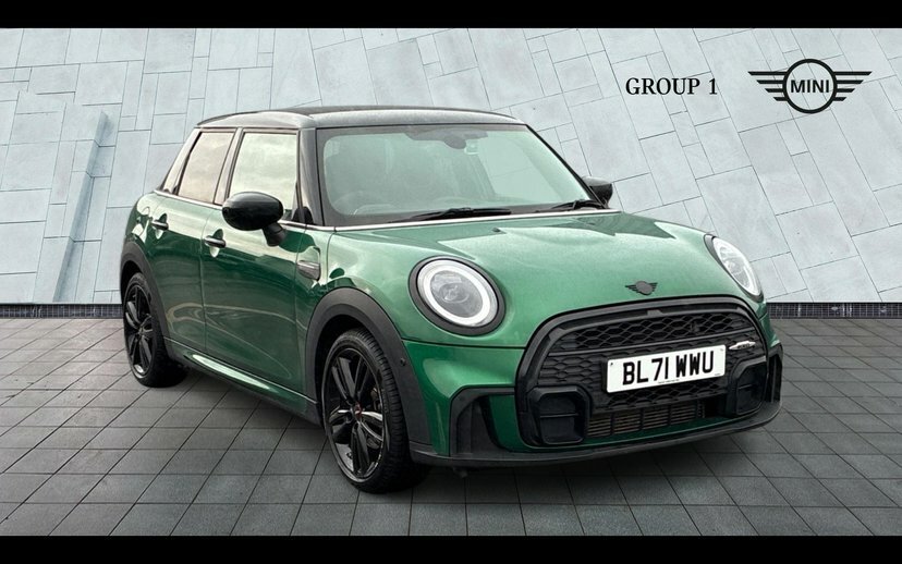Mini Hatch 5-Door Hatch Cooper Sport Green