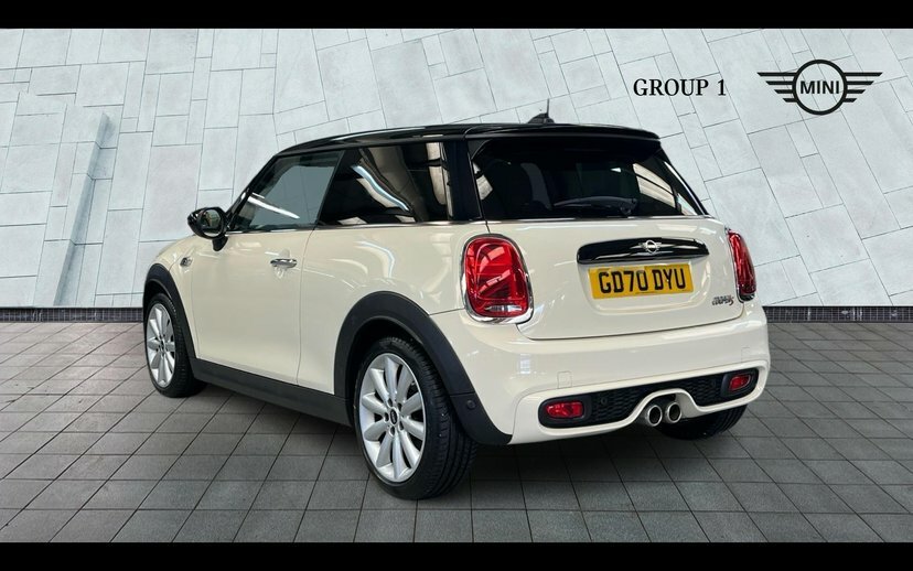 Mini Hatch 3-Door Hatch Cooper S Classic White #2