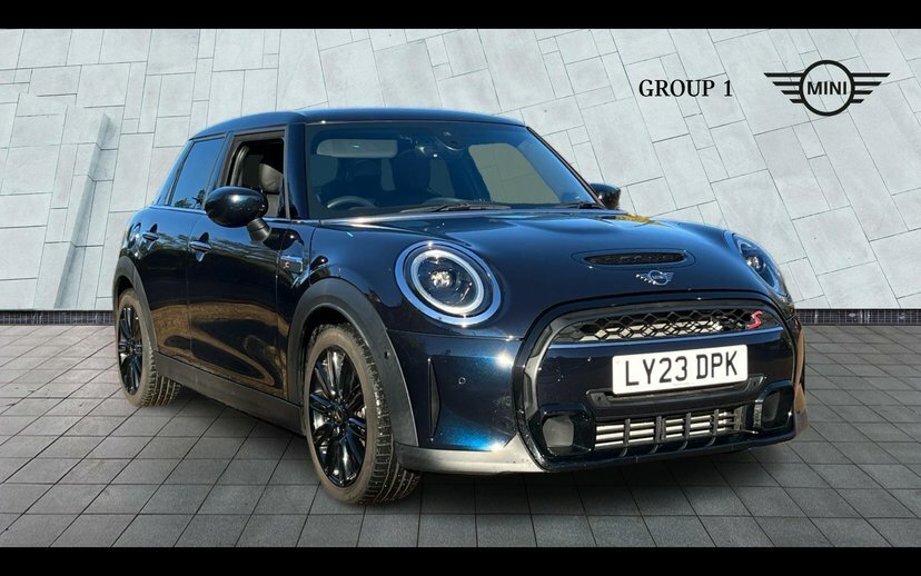 Mini Hatch 5-Door Hatch Cooper S Exclusive Black