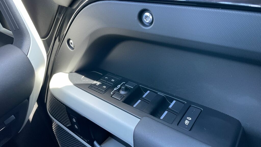 Land Rover Defender 110 D300 Mhev X-dynamic Se Black #25