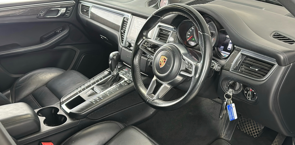 Porsche Macan 3.0 Td V6 S Suv Pdk 4Wd Euro 6 Ss 2 Black #6