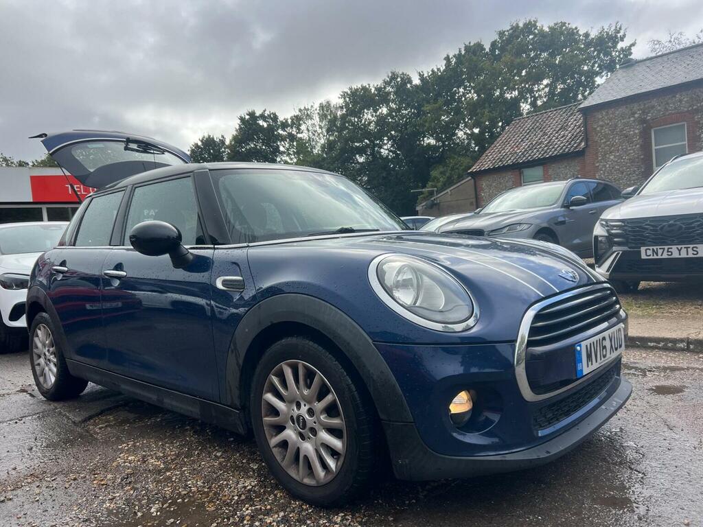 Mini Hatch 1.5 Cooper Red #26
