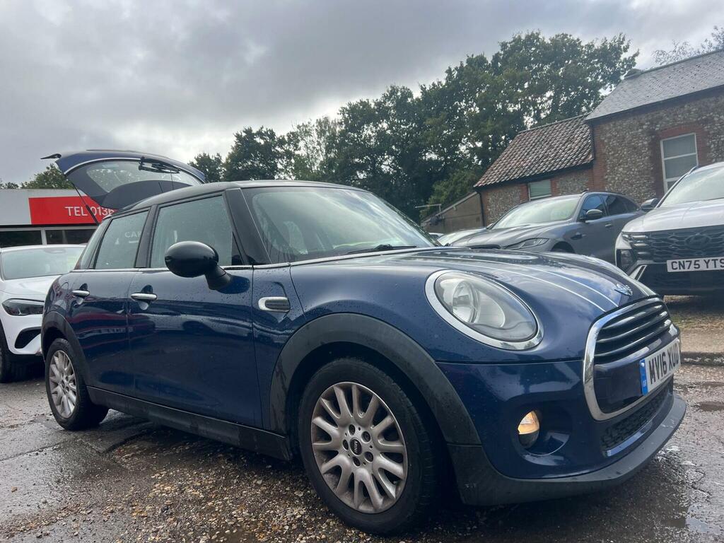 Mini Hatch 1.5 Cooper Red #27