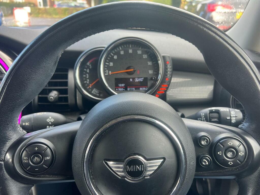 Mini Hatch 1.5 Cooper Red #55