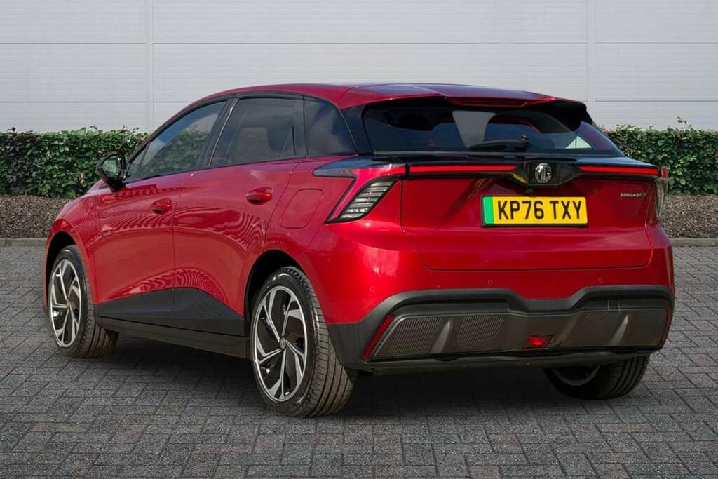 MG MG4 170Kw Premium Long Range 64Kwh Red #5