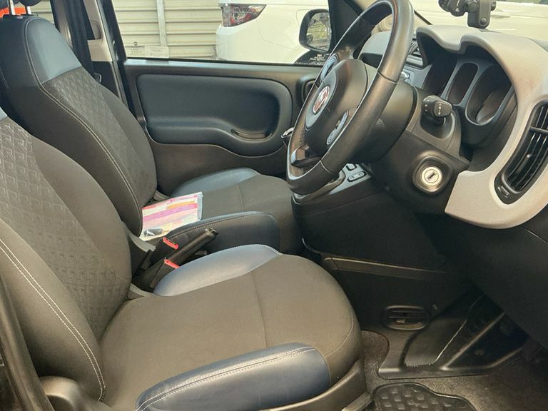 Fiat Panda 1.0 Mild Hybrid City Cross Black #3