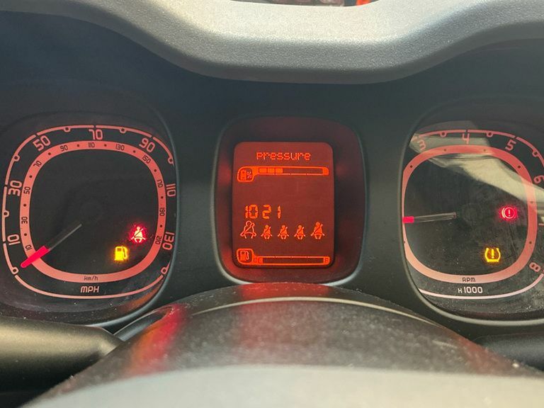 Fiat Panda 1.0 Mild Hybrid City Cross Black #2