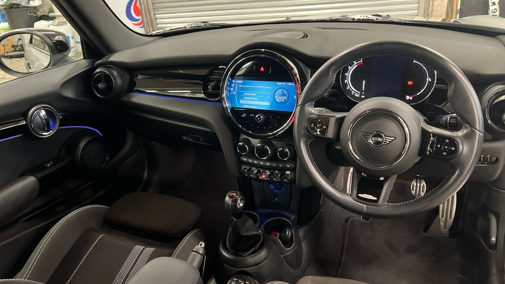Mini Convertible Convertible 1.5 Cooper Sport Comfortnav Pack White #4