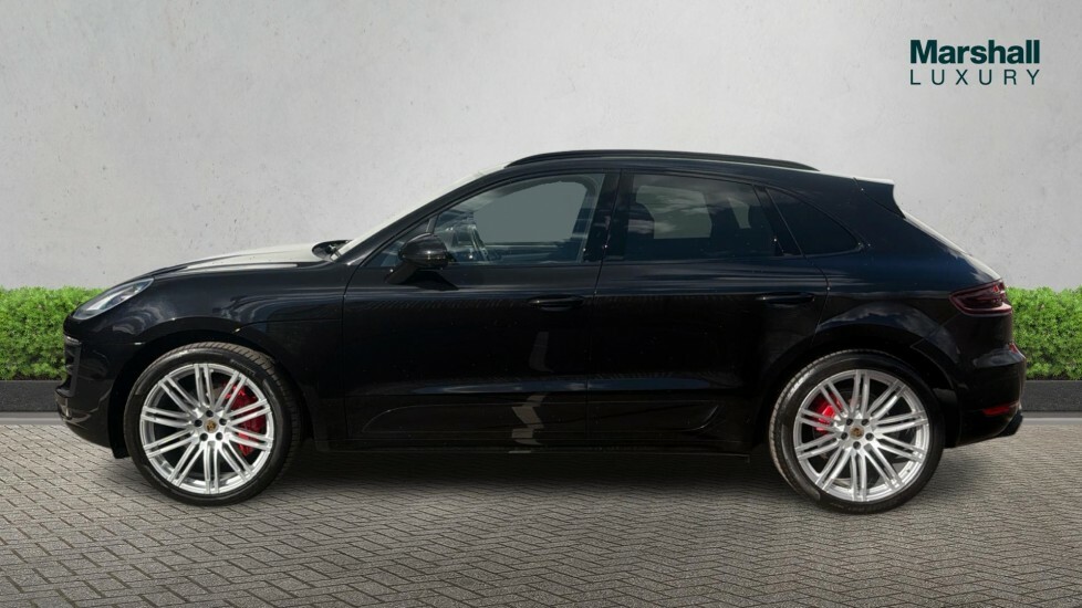 Porsche Macan Porsche Macan Gts S-a KY66HYZ Black #6