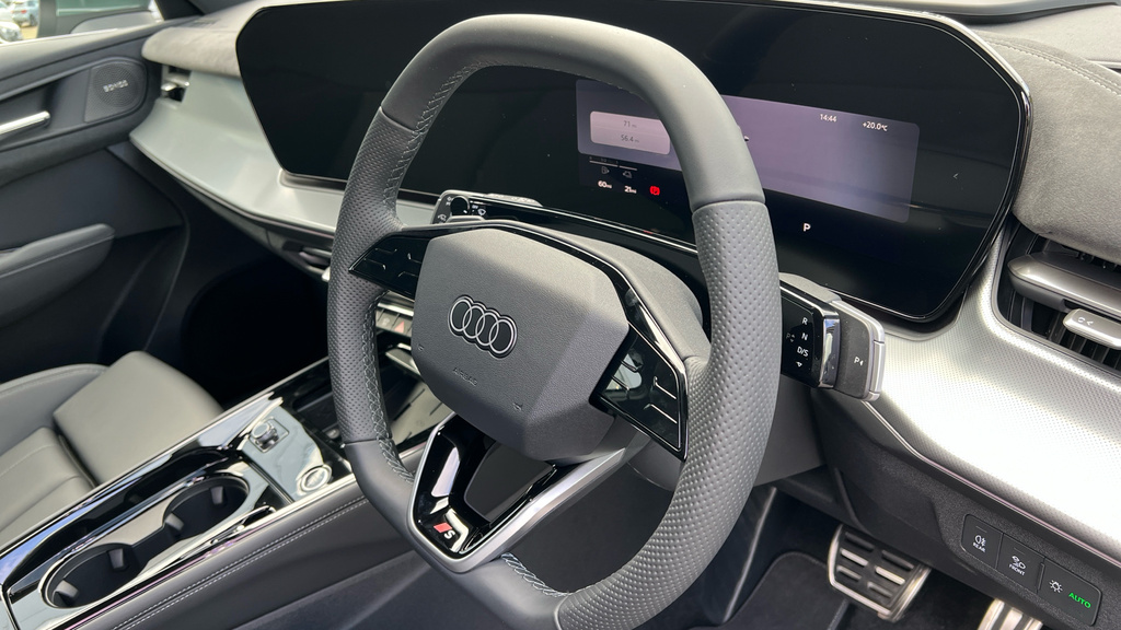 Audi Q3 Q3 1.5 E-hybrid S Line S Tronic Soundvision Green #6