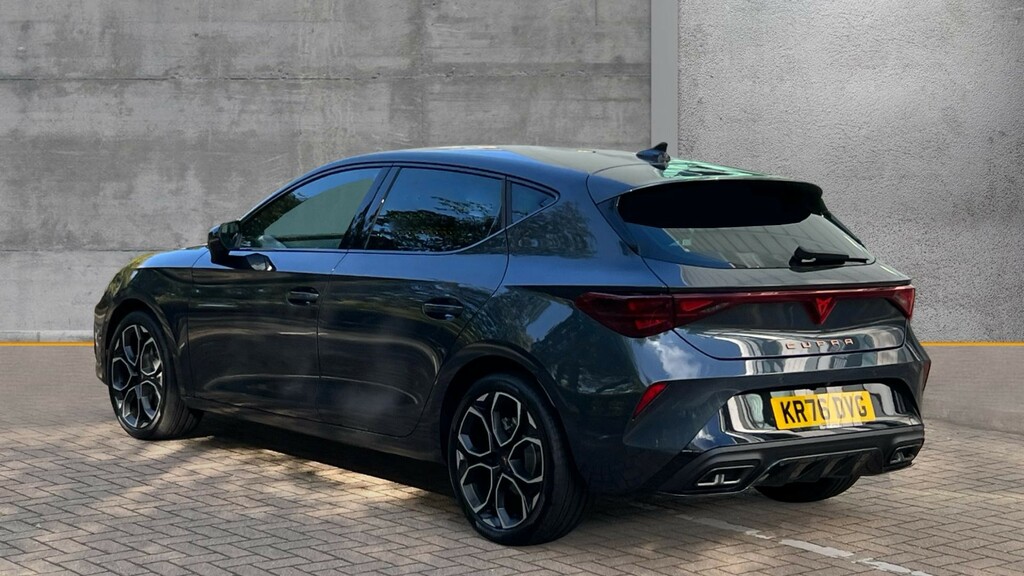 Cupra Leon Leon 1.5 Etsi 150 V2 Dsg KR76DVG Grey #3