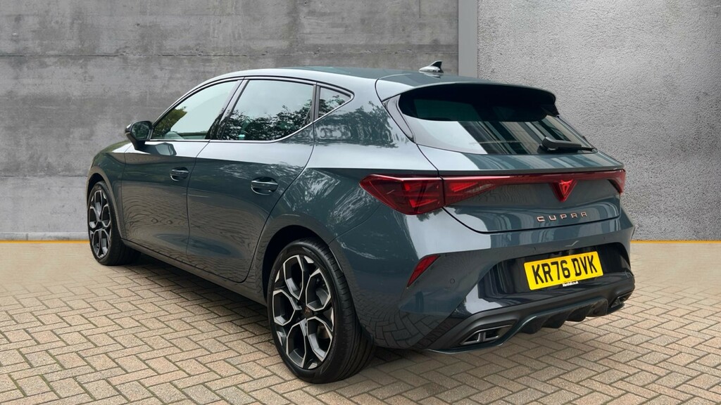 Cupra Leon Leon 1.5 Etsi 150 V2 Dsg KR76DVK Blue #3