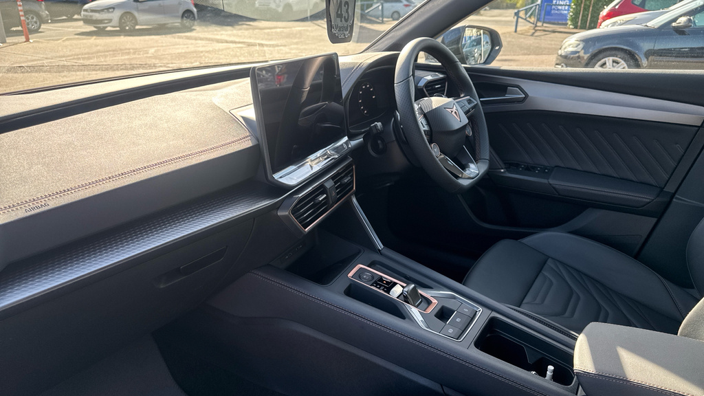 Cupra Leon Leon 1.5 Etsi 150 V2 Dsg Grey #2
