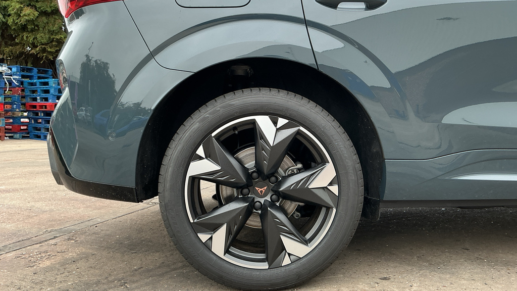 Cupra Terramar Terramar 1.5 Etsi 150 V2 Dsg Blue #5