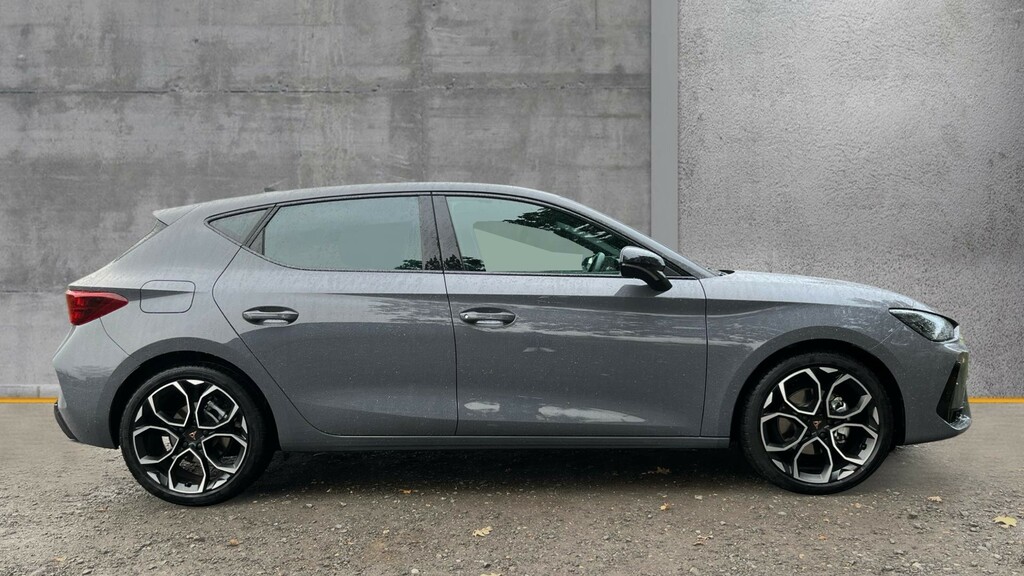 Cupra Leon Leon 1.5 Etsi 150 V2 Dsg Grey #4