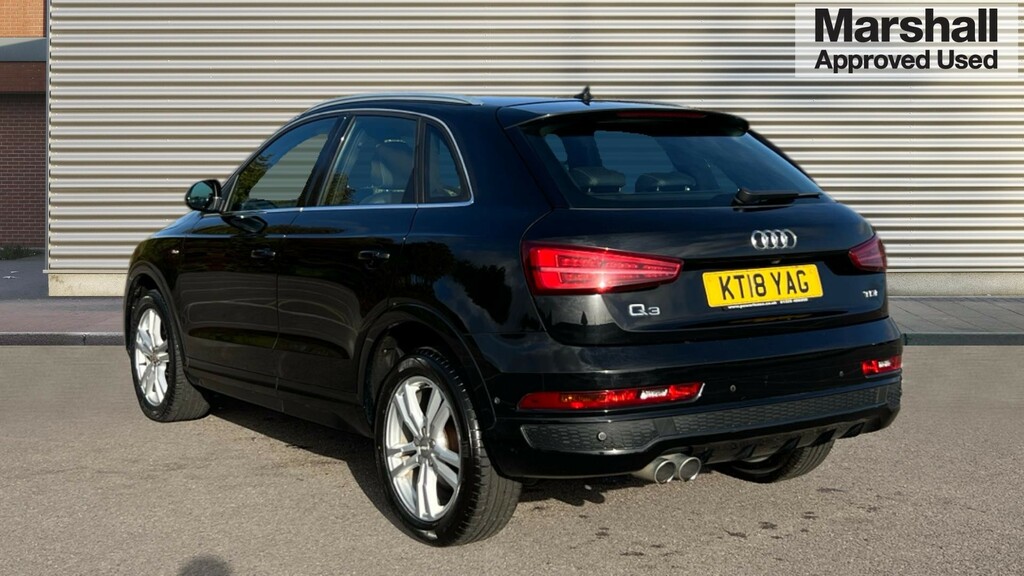 Audi Q3 Q3 2.0 Tdi S Line Edition Black #4