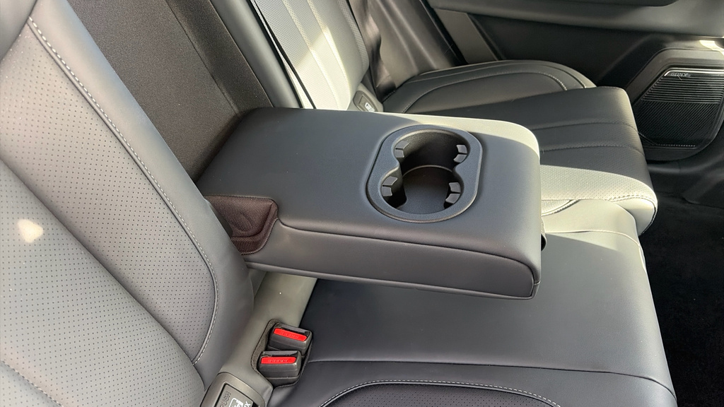 JAECOO 7 7 Luxury Phev Silver #32