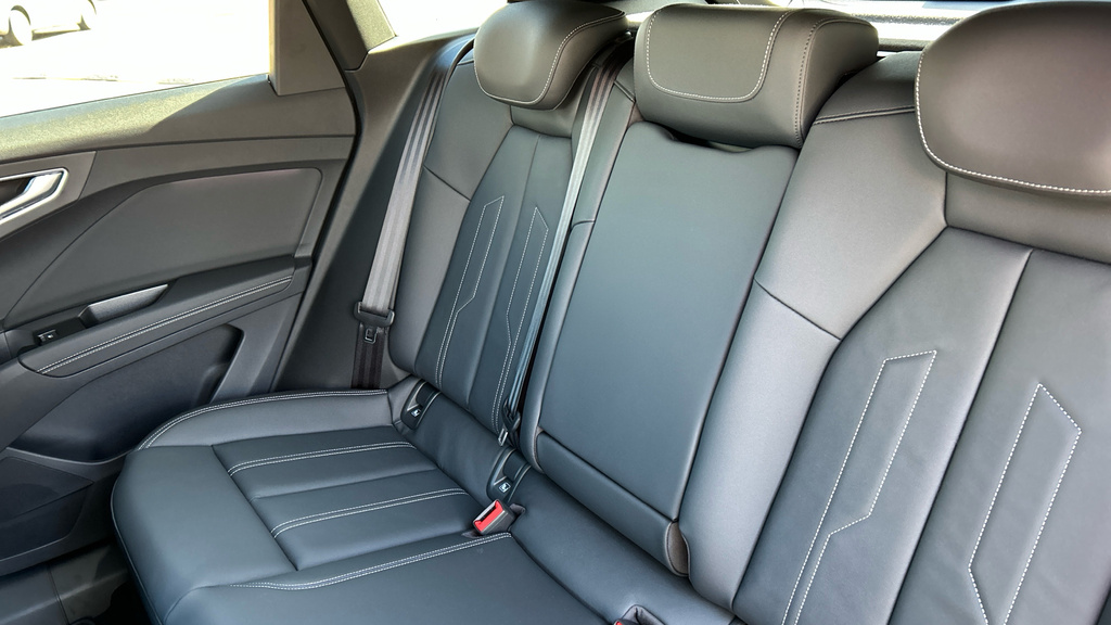 Audi Q4 E Tron Q4 210Kw 45 Quattro 82Kwh S Line Leather Black #15