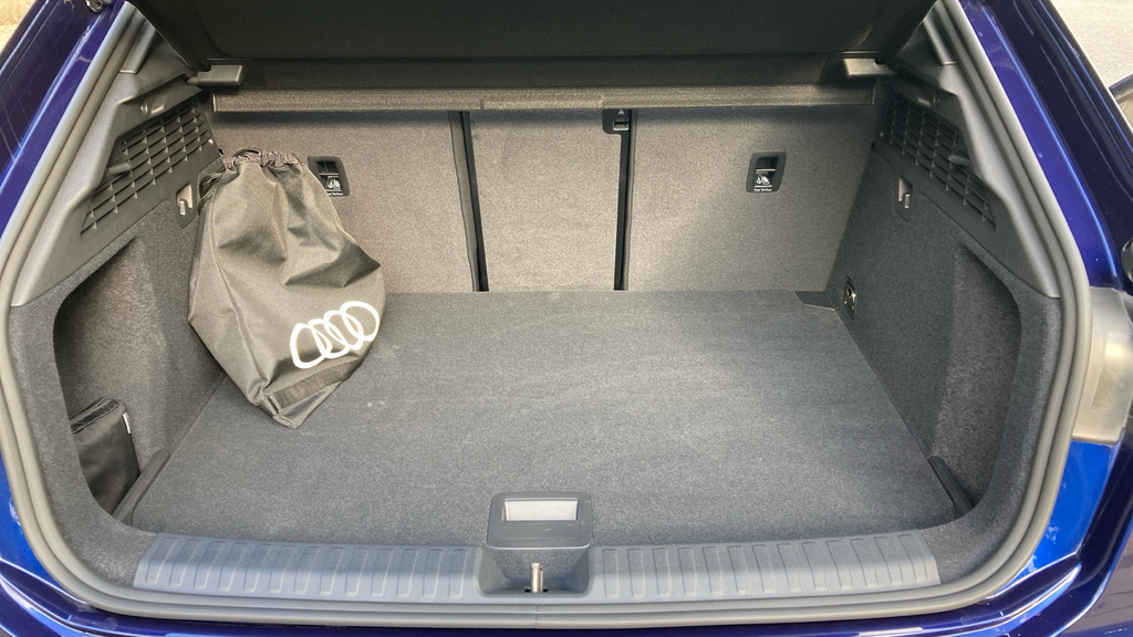 Audi A3 1.5 Tfsi E 204 S Line S Tronic Tech Pack 202 Grey #18
