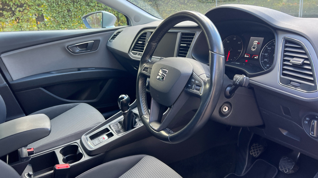 Seat Leon Leon 1.6 Tdi Se Dynamic Ez Silver #6