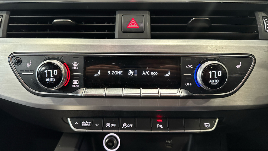 Audi A4 2.0 Tdi 40 Black Edition S White #36