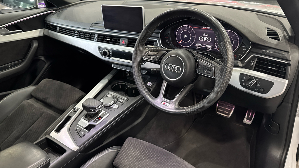 Audi A4 2.0 Tdi 40 Black Edition S White #9