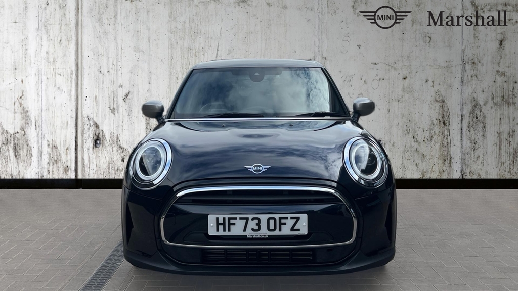 Mini Hatch 1.5 Cooper Exclusive Premium Black #16