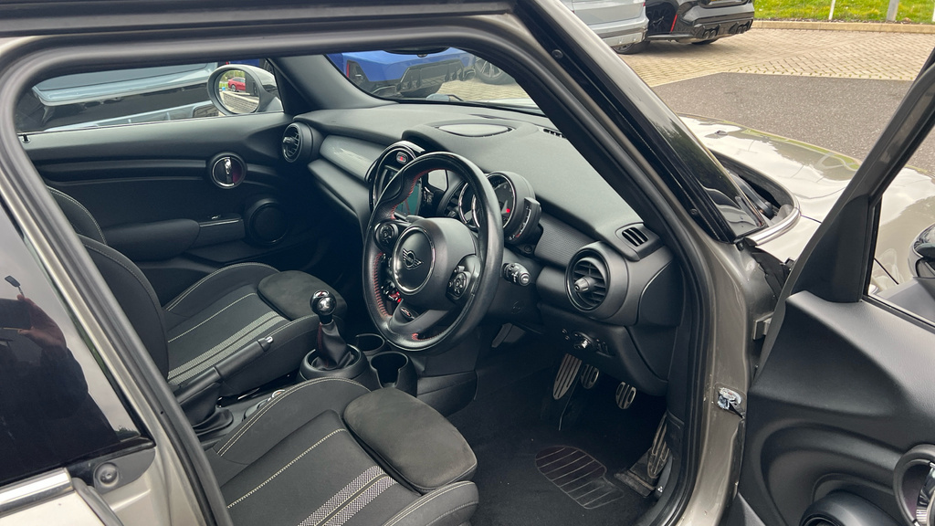 Mini Hatch Hatchback 1.5 Cooper Sport II Nav Pack Silver #6