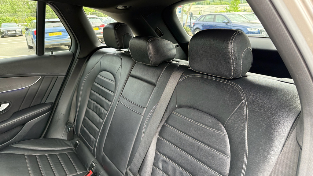 Mercedes-Benz GLC Class Glc 300 Amg Line Ultimate 4Matic Silver #14