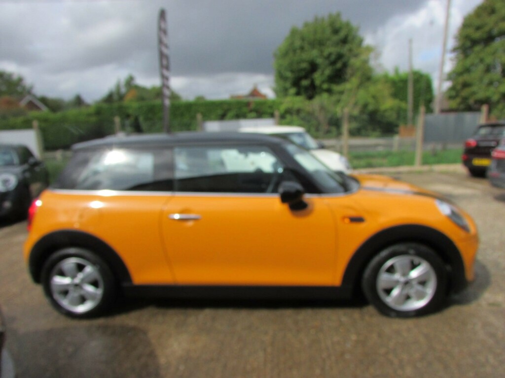 Mini Hatch 1.5 Cooper Hatchback Euro 6 Ss Orange #3