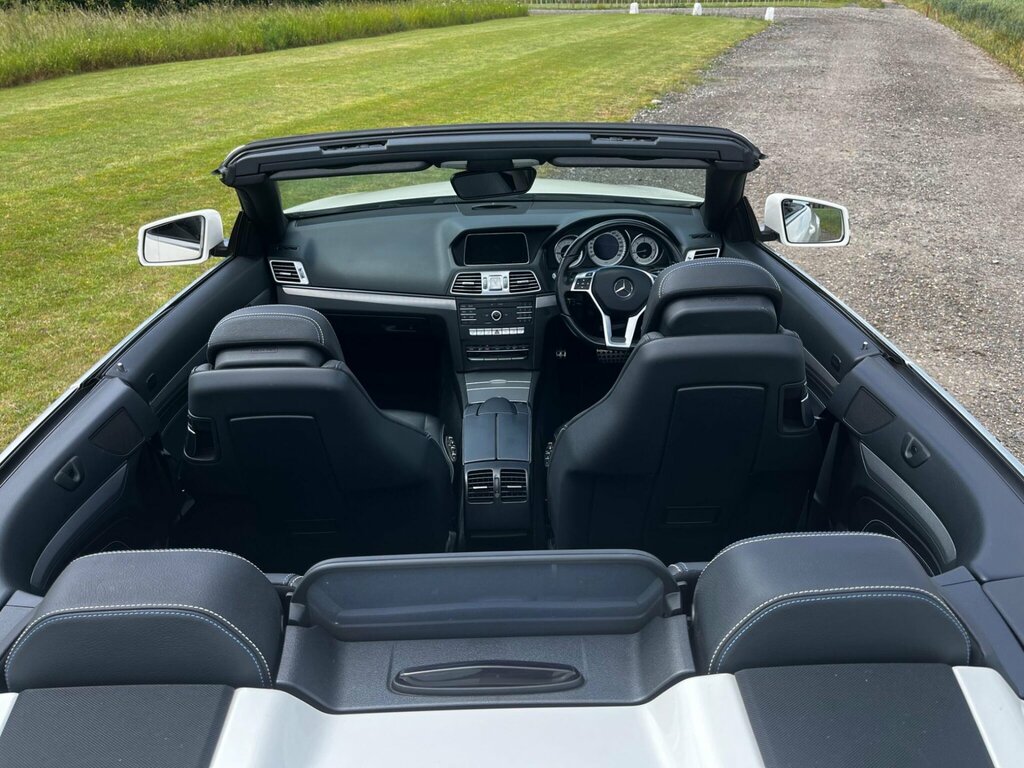Mercedes-Benz E Class 2.1 E220d Amg Line Edition Cabriolet G- #4