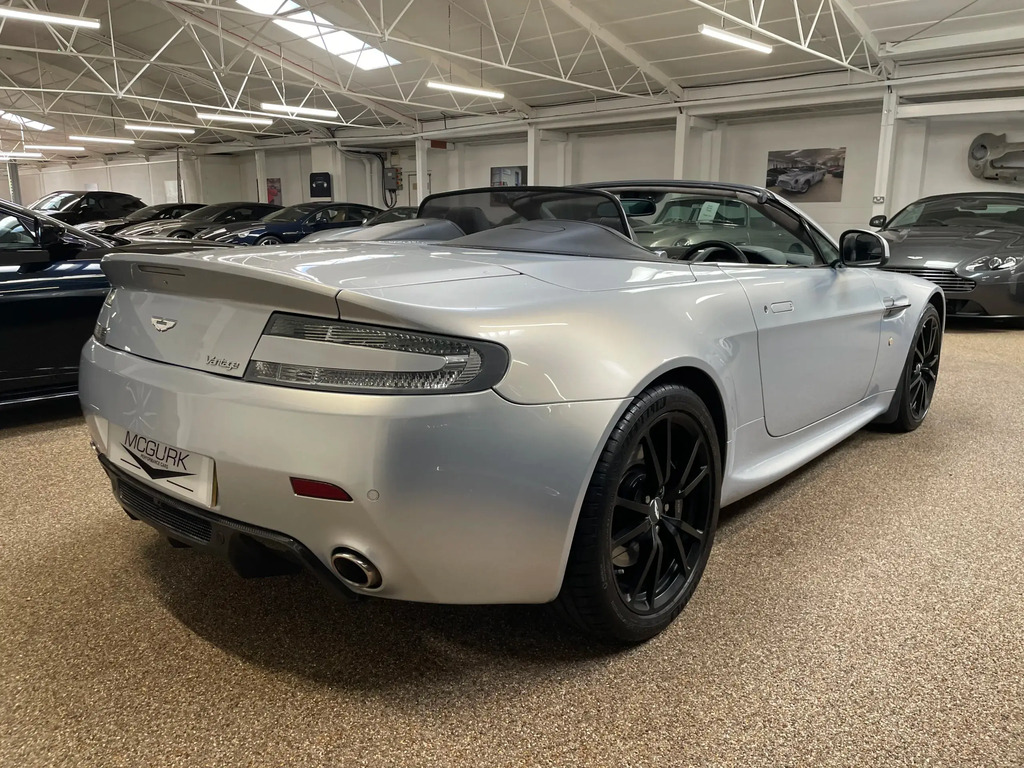 Aston Martin Vantage Roadster  #3