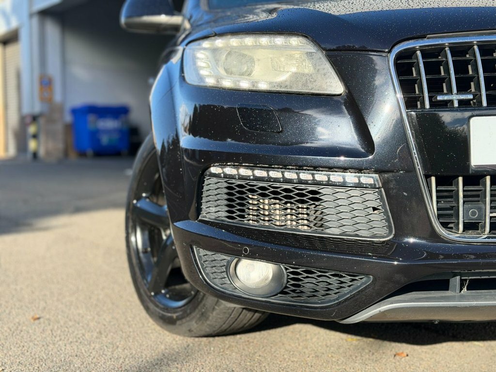 Audi Q7 3L S Line Black #6