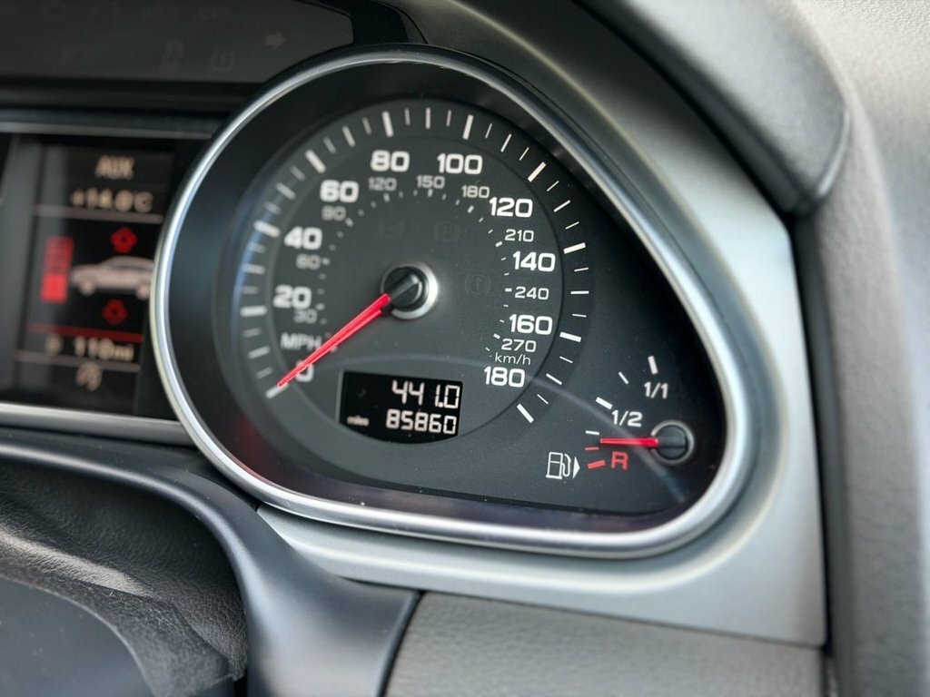 Audi Q7 3L S Line Black #5