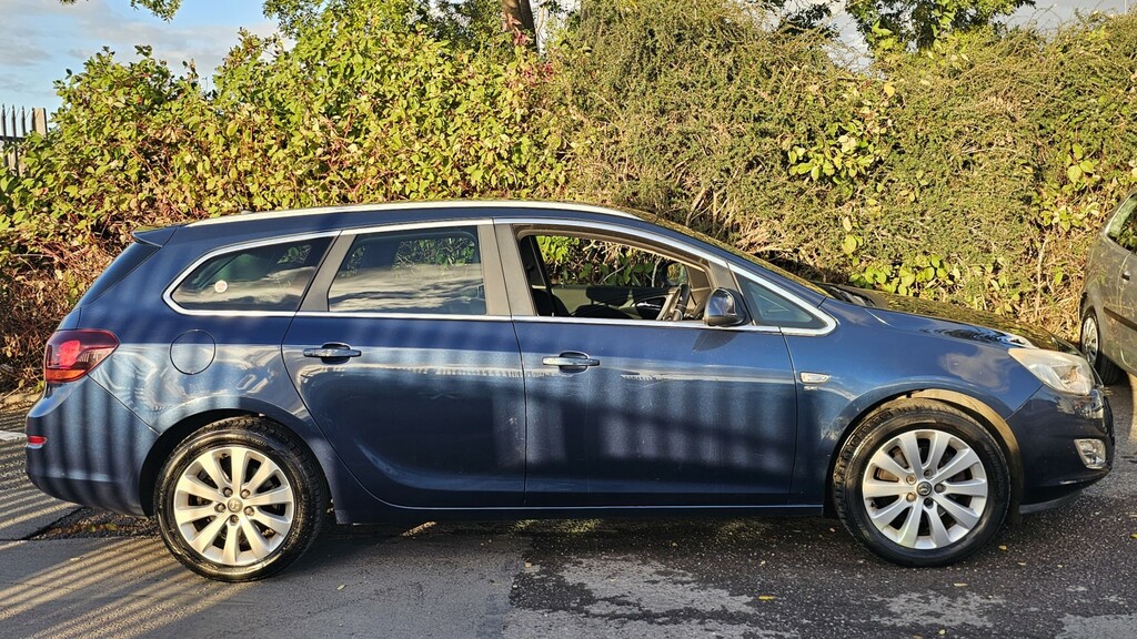 Vauxhall Astra 2.0 Cdti Se Blue