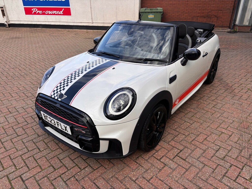 Mini Convertible 1.5 Cooper Sport Premium Plus BC23FLX White #3