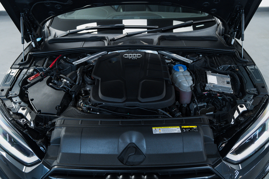 Audi A5 Sportback Tdi Quattro S Line Grey #3