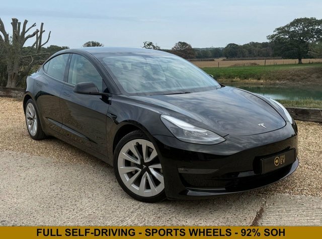 Tesla Model 3 Dual Motor Long Range Saloon 4 Black