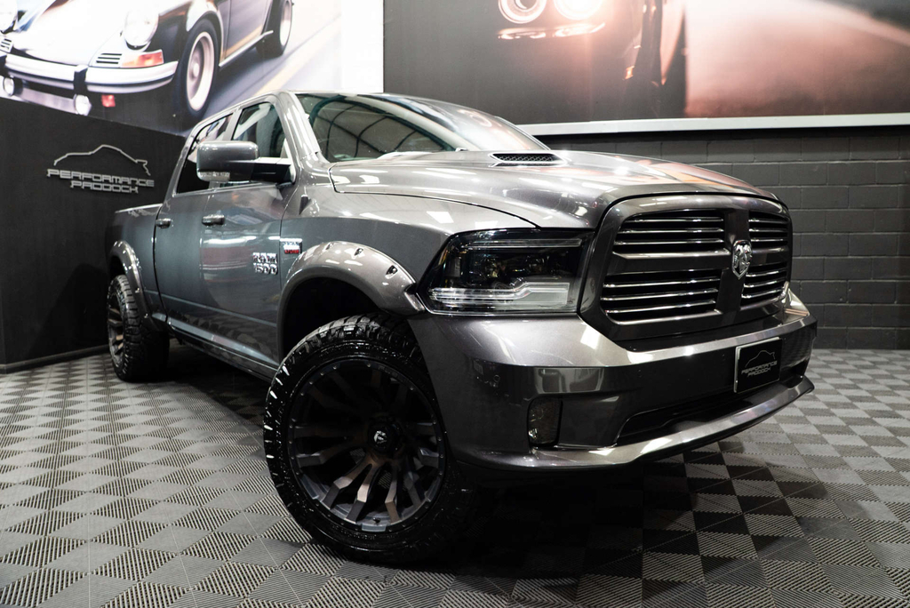 Dodge RAM V8 Hemi 1500 Sport Crew Cab 4X4  #5