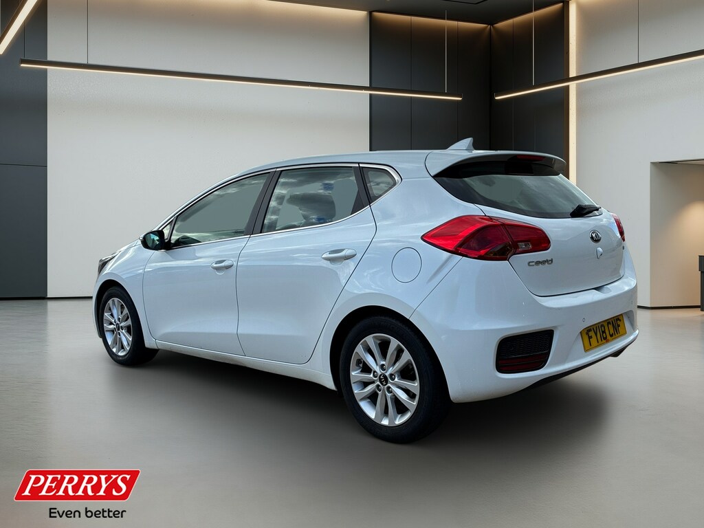 Kia Ceed 1.6 Crdi Isg 2 FY18CNF White #6