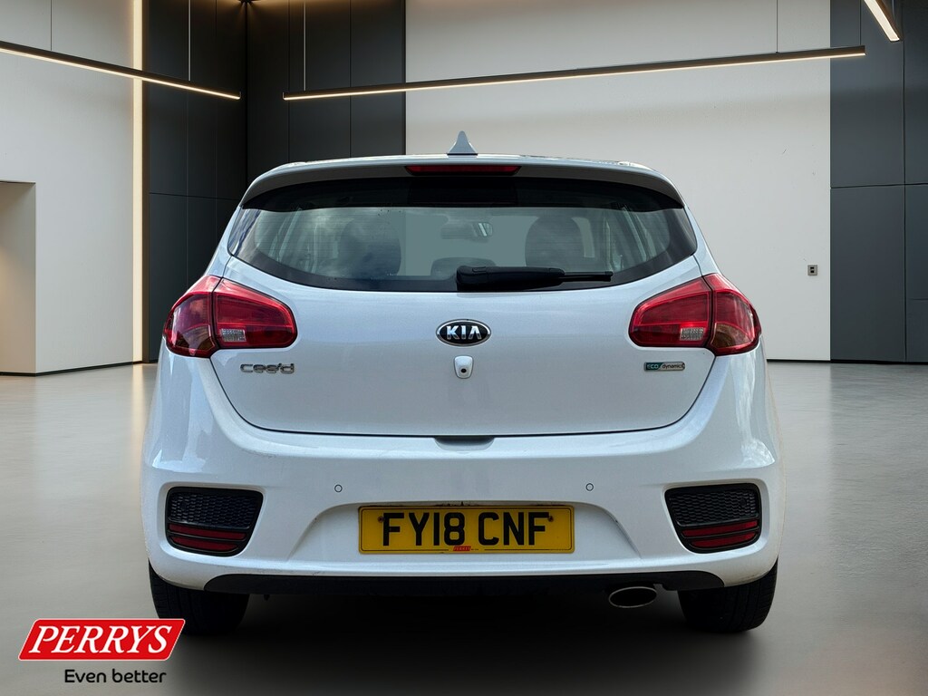 Kia Ceed 1.6 Crdi Isg 2 FY18CNF White #5