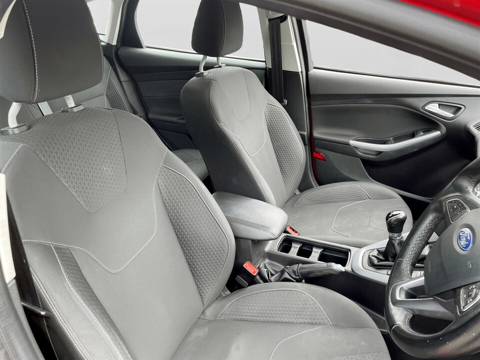 Ford Focus 1.5 Tdci Titanium X Hatchback Eu Grey #24