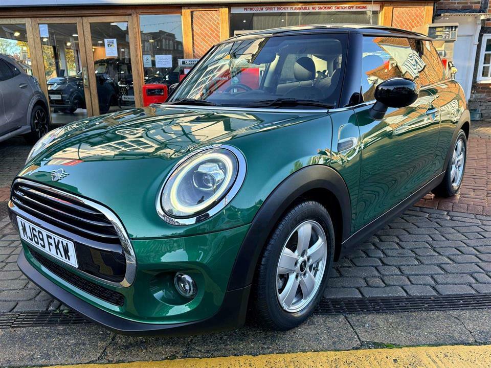 Mini Hatch Classic Automatic Green #2