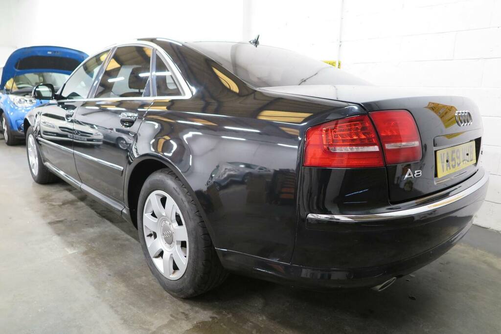 Audi A8 3.0 Tdi Quattro Se Tip Black #3