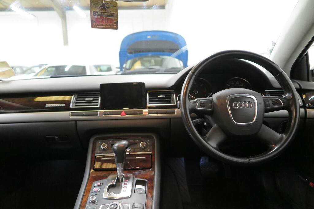 Audi A8 3.0 Tdi Quattro Se Tip Black #4